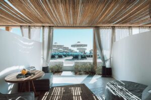 Deluxe Room Beachfront